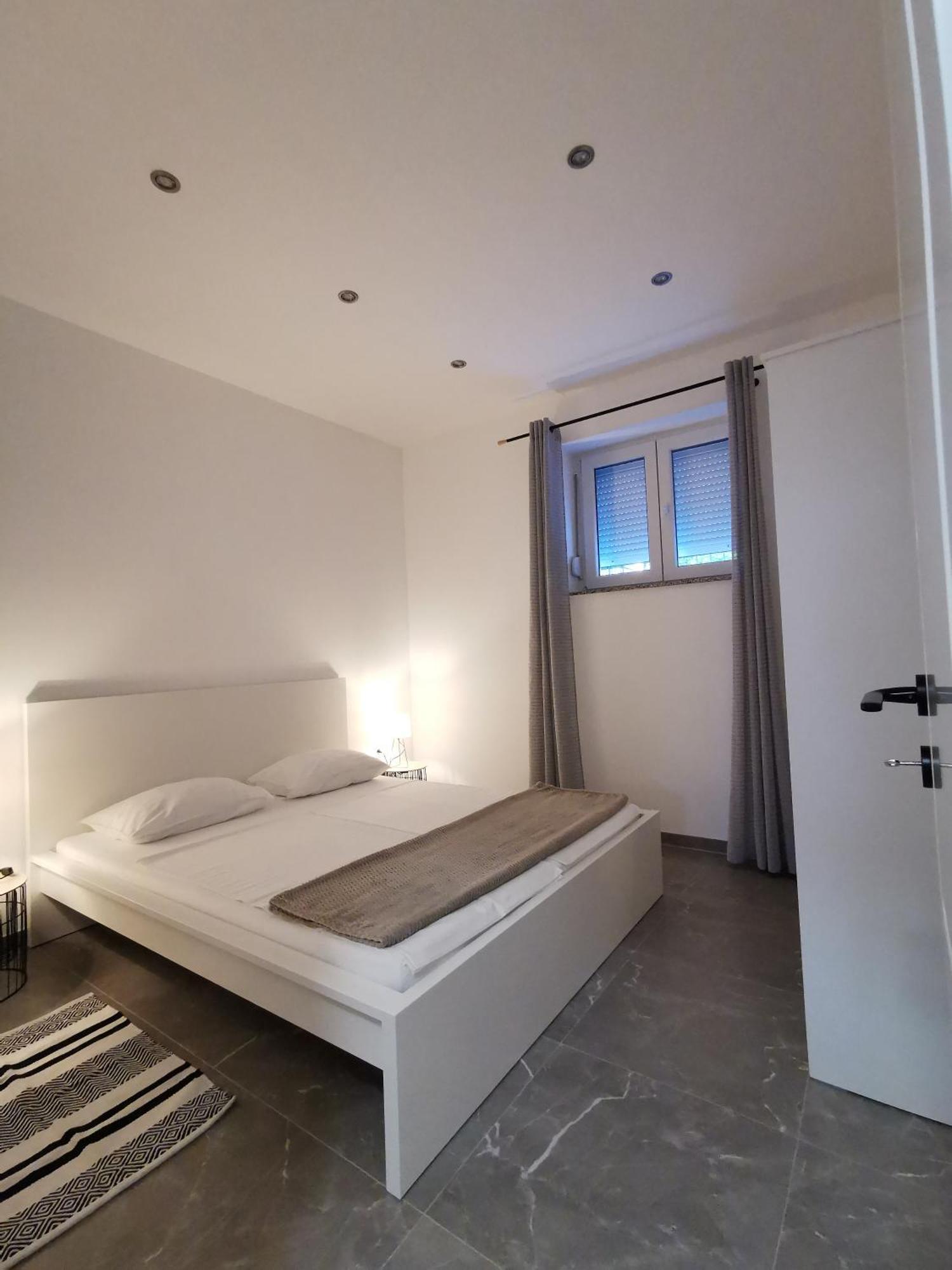 Apartments And Rooms B&B Zadar Bagian luar foto